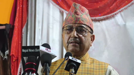 आदर्श, सिद्धान्तको कुरा गर्ने तर जीवनमा लागू नगर्नेहरू नक्कली हुन् : रक्षामन्त्री खड्का